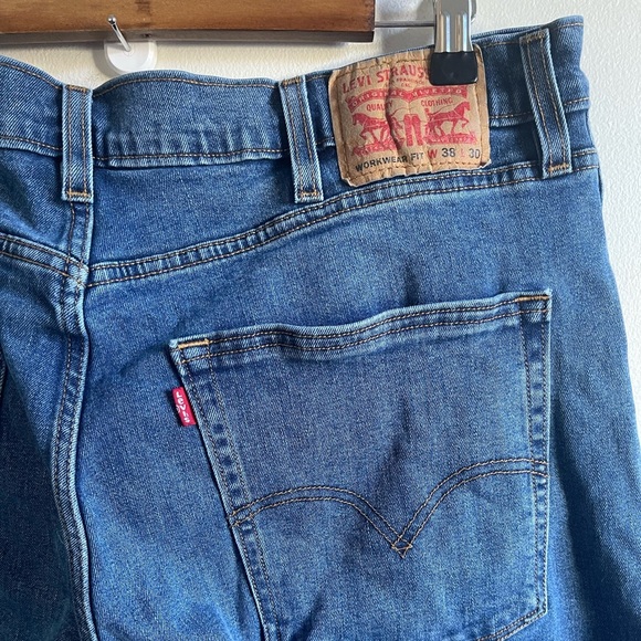 Levi’s Workwear Fit Jeans, Medium Wash, Men’s 38 x 30 - Picture 4 of 7